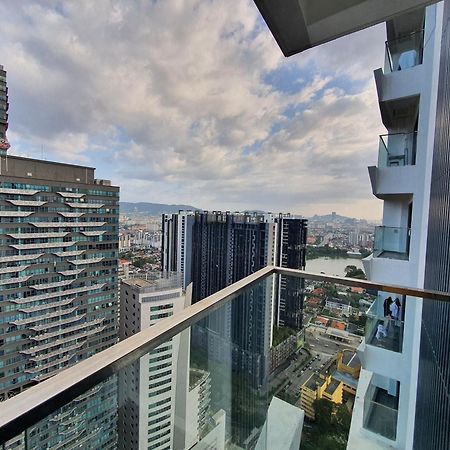 Reizz Residence By Luxury Suites Kuala Lumpur Exterior foto