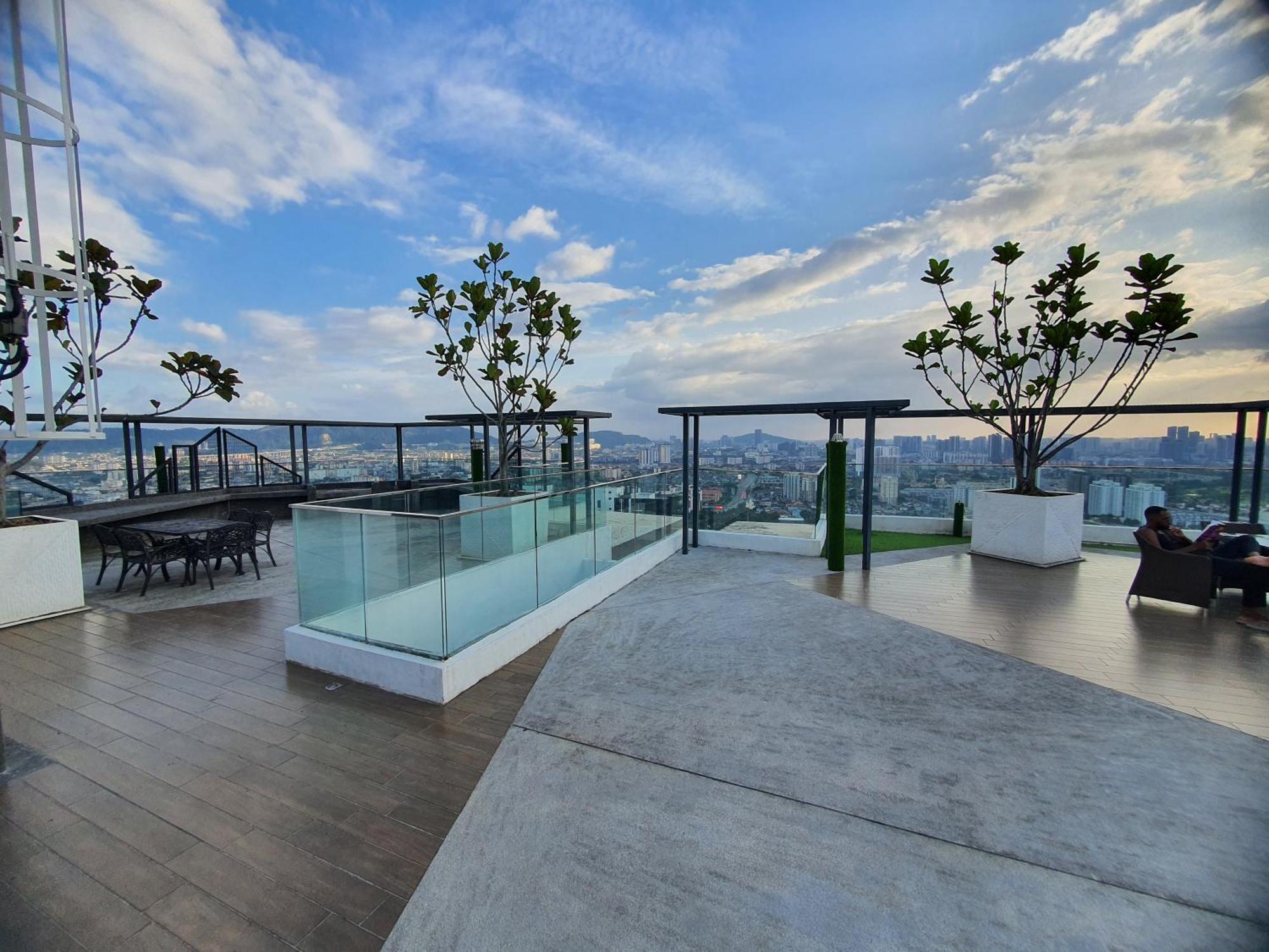 Reizz Residence By Luxury Suites Kuala Lumpur Exterior foto